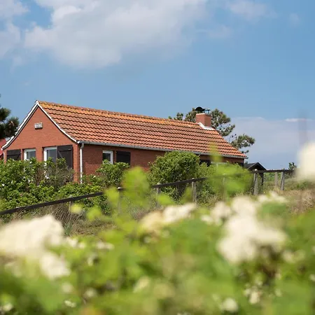 Huus Jan Holiday home